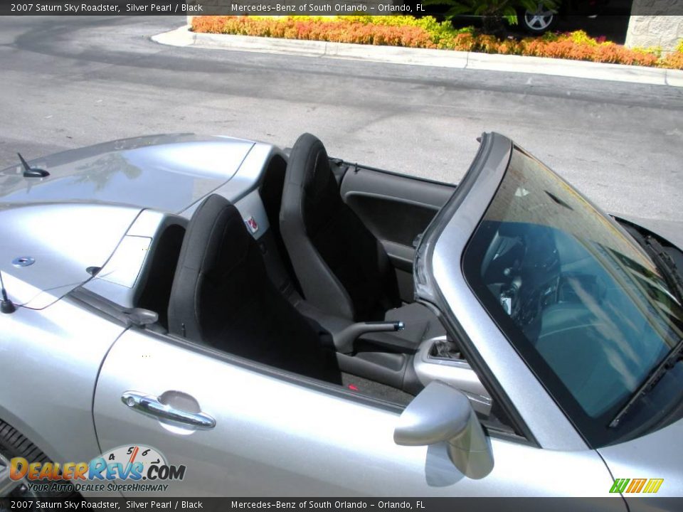 2007 Saturn Sky Roadster Silver Pearl / Black Photo #12