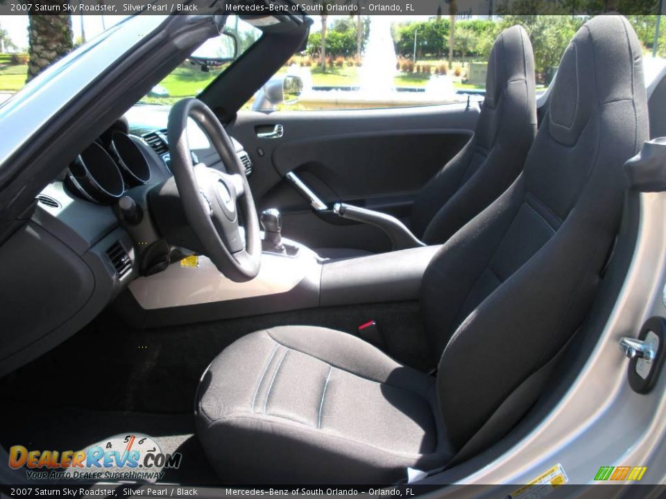 2007 Saturn Sky Roadster Silver Pearl / Black Photo #16