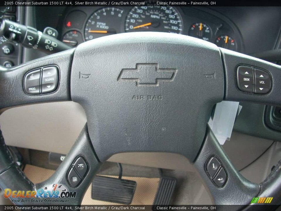 2005 Chevrolet Suburban 1500 LT 4x4 Silver Birch Metallic / Gray/Dark Charcoal Photo #9