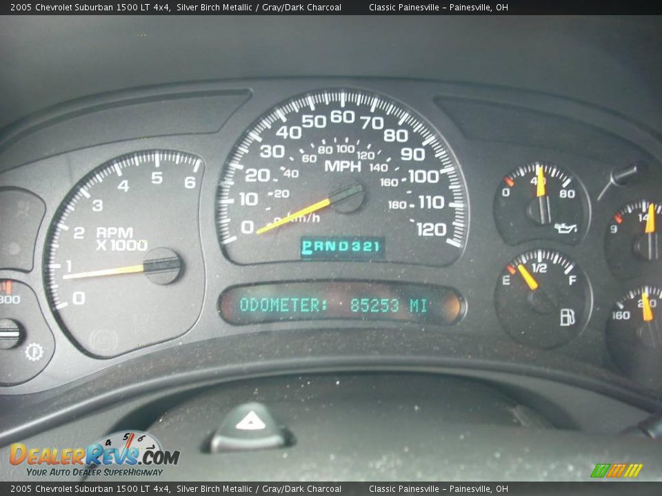 2005 Chevrolet Suburban 1500 LT 4x4 Silver Birch Metallic / Gray/Dark Charcoal Photo #10