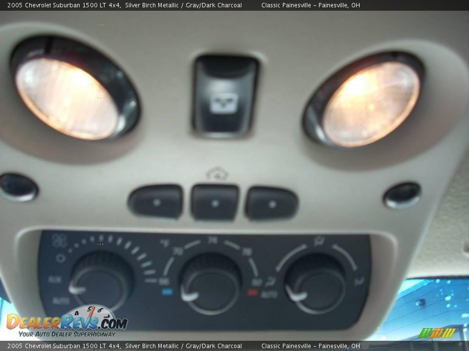 2005 Chevrolet Suburban 1500 LT 4x4 Silver Birch Metallic / Gray/Dark Charcoal Photo #14