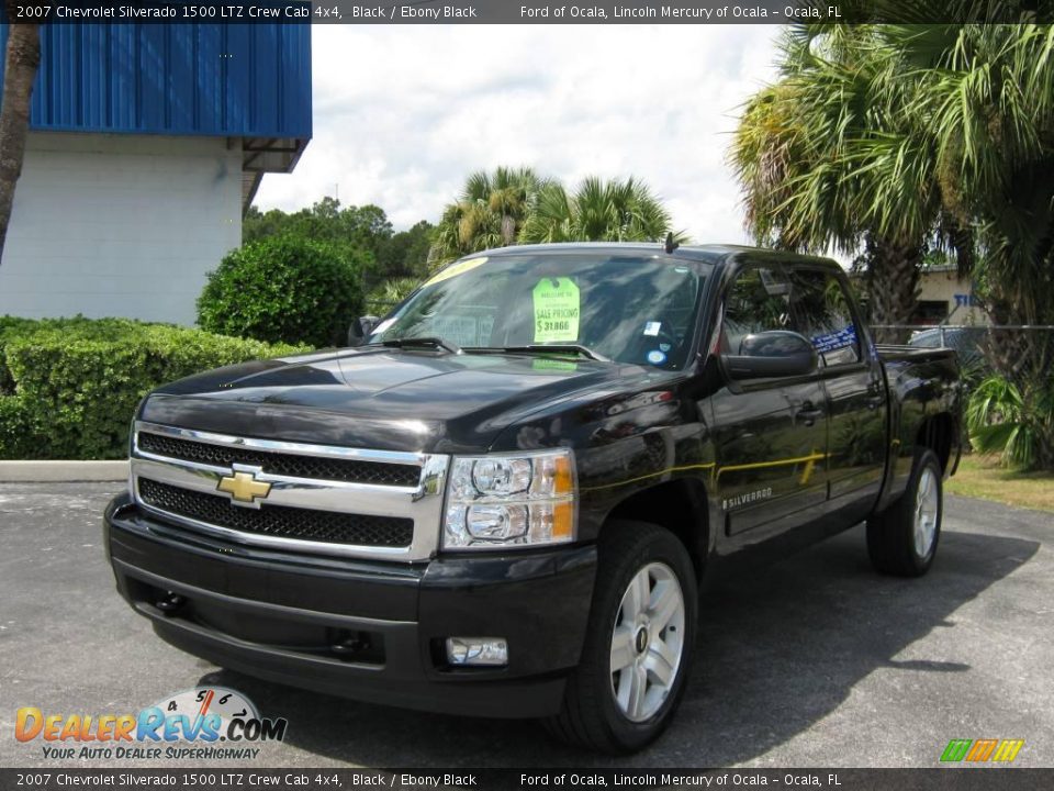 2007 Chevrolet Silverado 1500 LTZ Crew Cab 4x4 Black / Ebony Black Photo #7