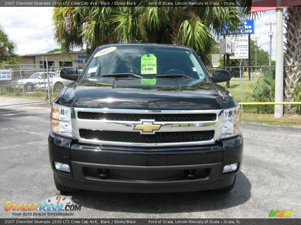 2007 Chevrolet Silverado 1500 LTZ Crew Cab 4x4 Black / Ebony Black Photo #8