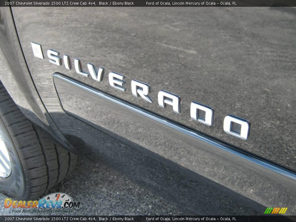 2007 Chevrolet Silverado 1500 LTZ Crew Cab 4x4 Black / Ebony Black Photo #14