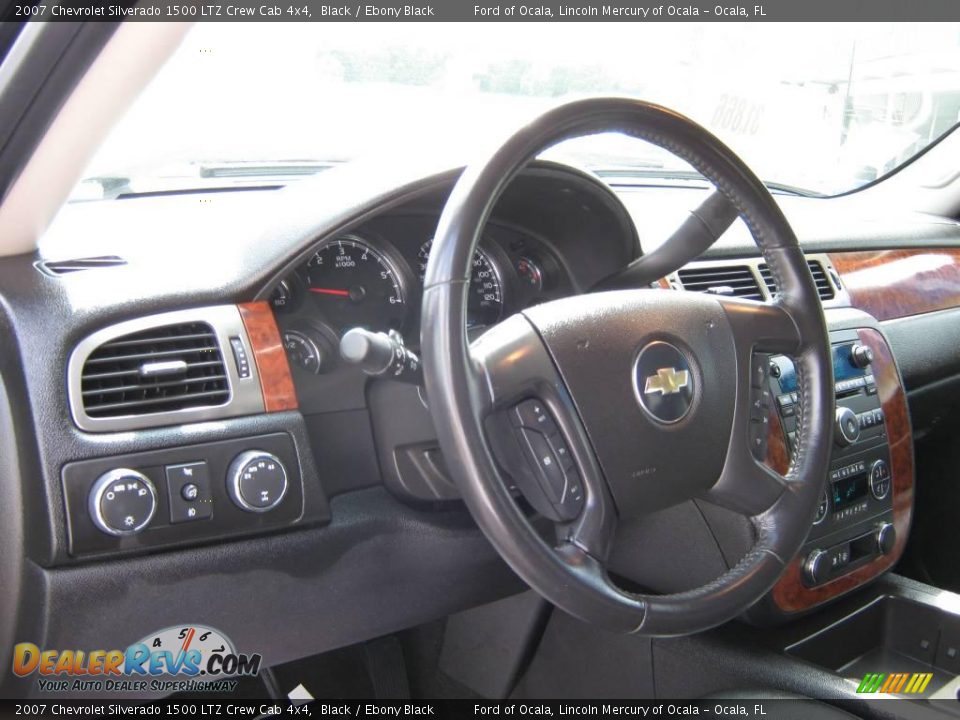 2007 Chevrolet Silverado 1500 LTZ Crew Cab 4x4 Black / Ebony Black Photo #18