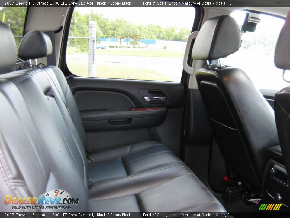 2007 Chevrolet Silverado 1500 LTZ Crew Cab 4x4 Black / Ebony Black Photo #21