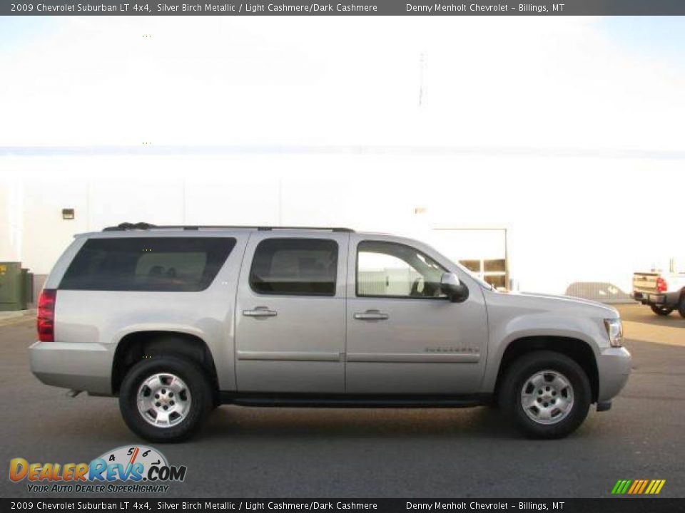 2009 Chevrolet Suburban LT 4x4 Silver Birch Metallic / Light Cashmere/Dark Cashmere Photo #5