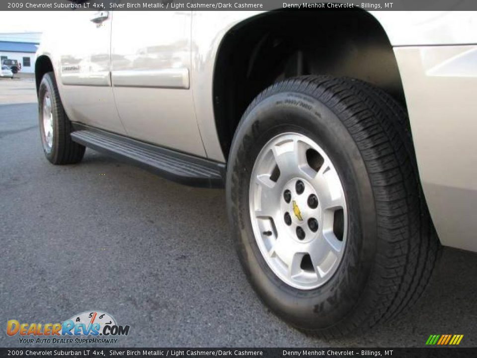 2009 Chevrolet Suburban LT 4x4 Silver Birch Metallic / Light Cashmere/Dark Cashmere Photo #8