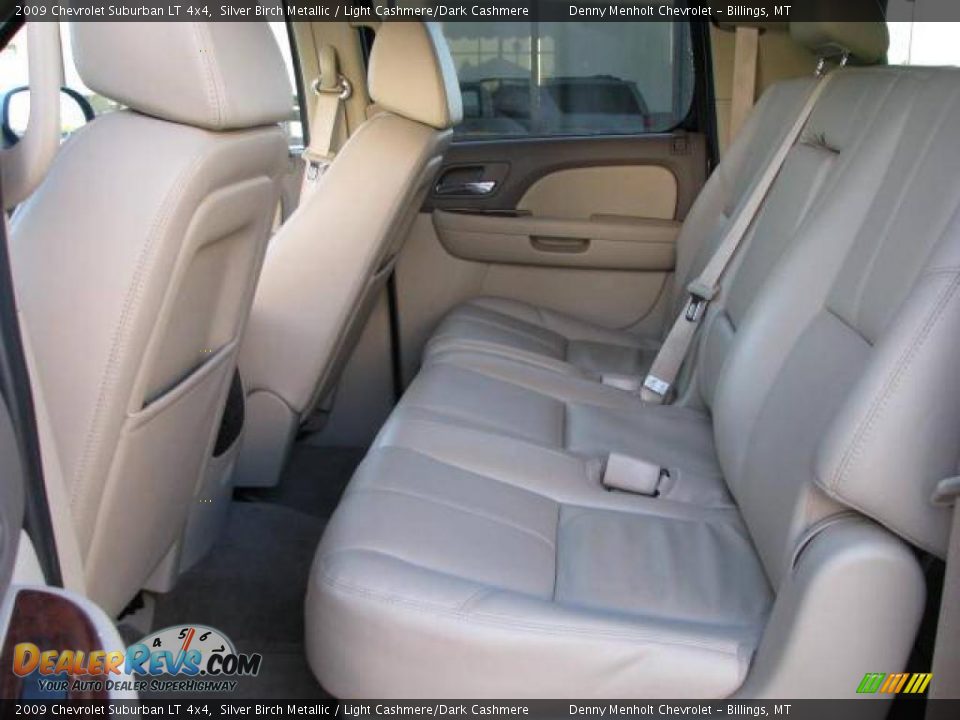 2009 Chevrolet Suburban LT 4x4 Silver Birch Metallic / Light Cashmere/Dark Cashmere Photo #11