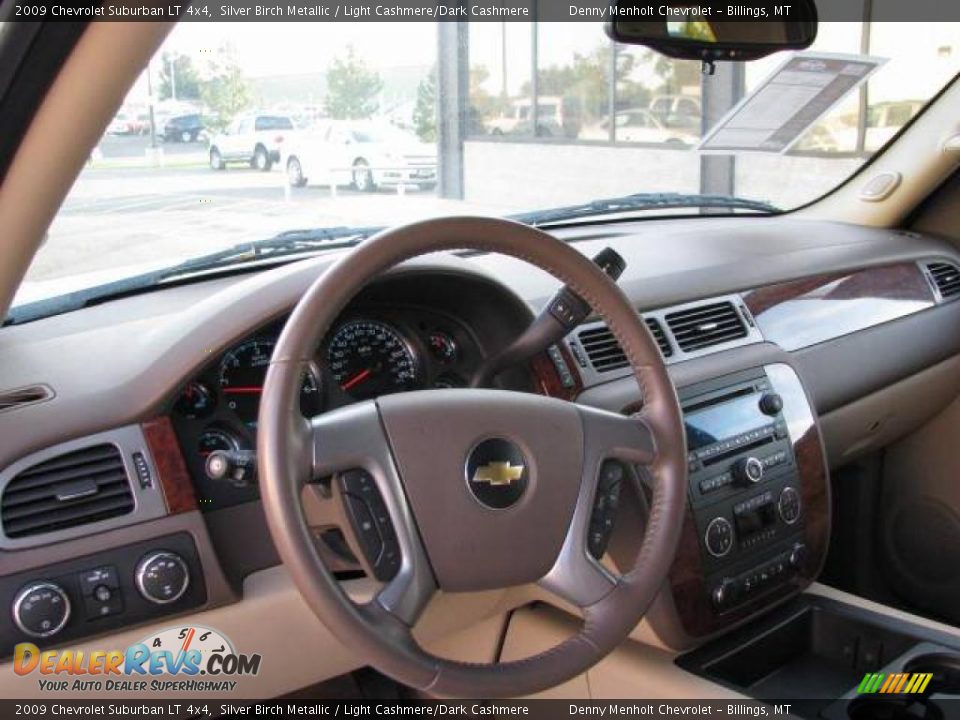 2009 Chevrolet Suburban LT 4x4 Silver Birch Metallic / Light Cashmere/Dark Cashmere Photo #14