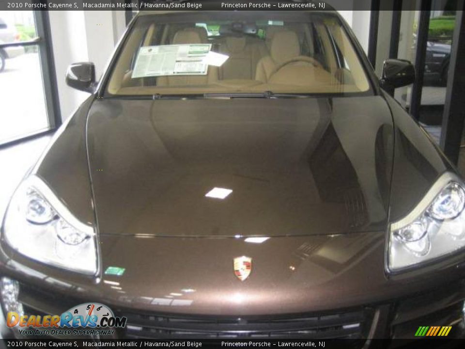 2010 Porsche Cayenne S Macadamia Metallic / Havanna/Sand Beige Photo #1