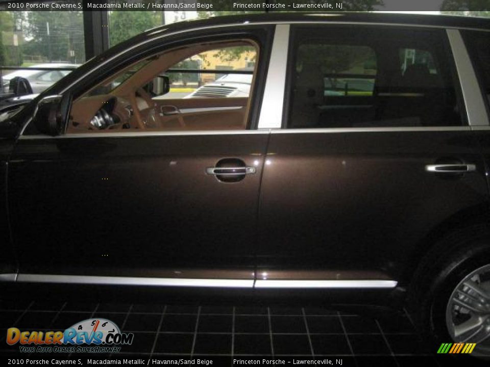 2010 Porsche Cayenne S Macadamia Metallic / Havanna/Sand Beige Photo #7