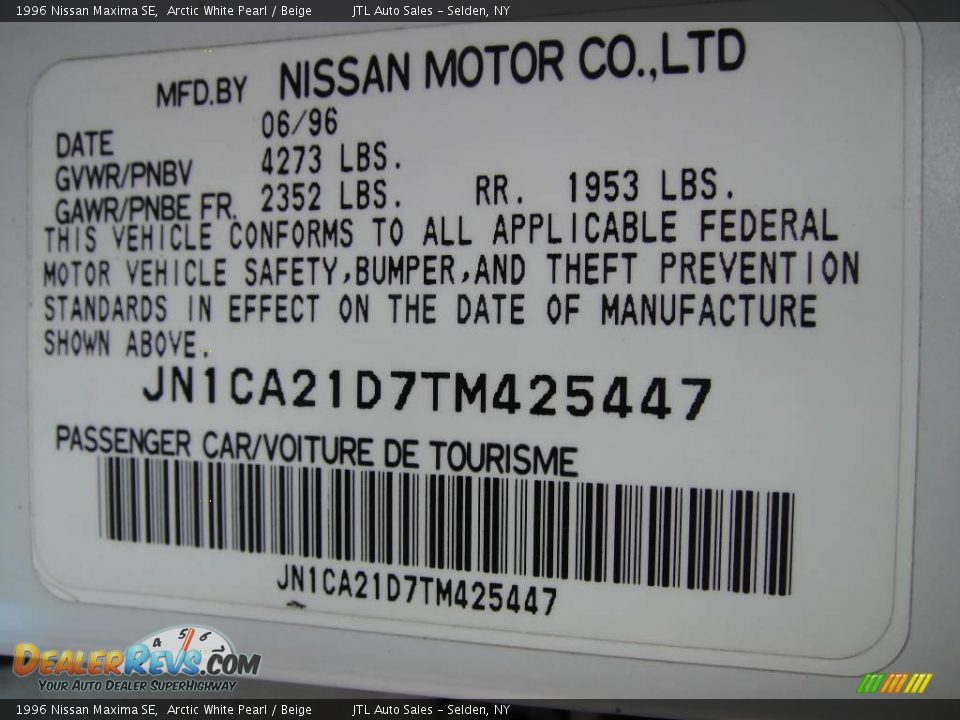 1996 Nissan Maxima SE Arctic White Pearl / Beige Photo #16
