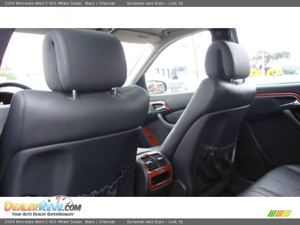 2004 Mercedes-Benz S 430 4Matic Sedan Black / Charcoal Photo #8