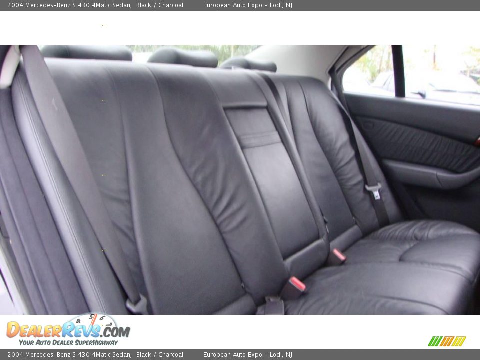 2004 Mercedes-Benz S 430 4Matic Sedan Black / Charcoal Photo #11