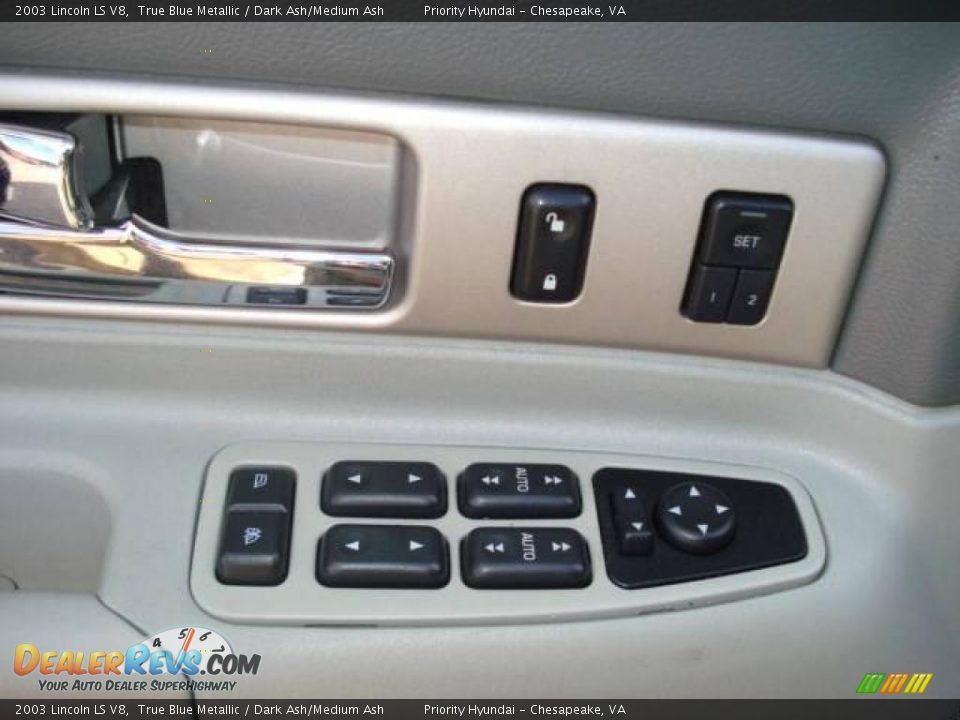 2003 Lincoln LS V8 True Blue Metallic / Dark Ash/Medium Ash Photo #11