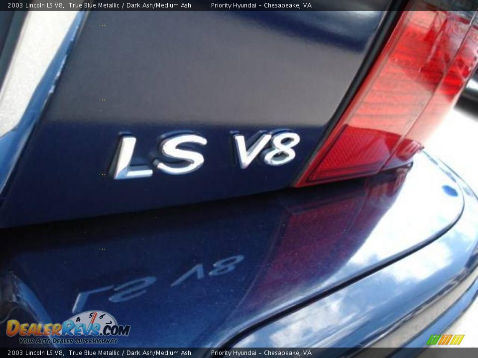 2003 Lincoln LS V8 True Blue Metallic / Dark Ash/Medium Ash Photo #20