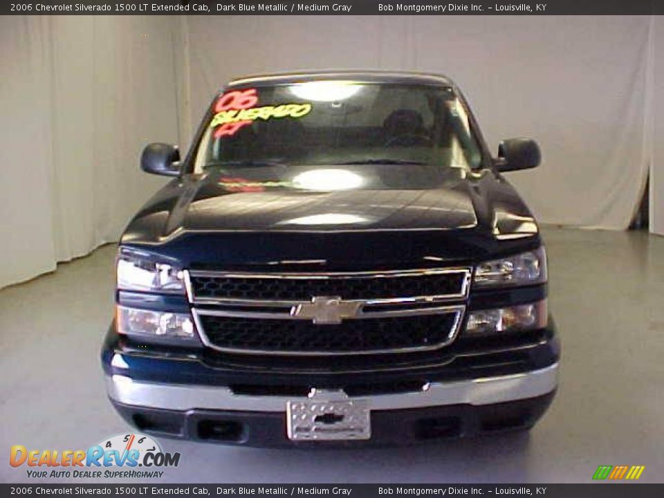 2006 Chevrolet Silverado 1500 LT Extended Cab Dark Blue Metallic / Medium Gray Photo #2