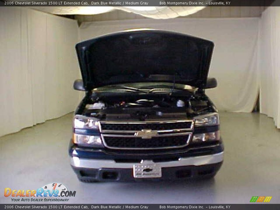 2006 Chevrolet Silverado 1500 LT Extended Cab Dark Blue Metallic / Medium Gray Photo #4