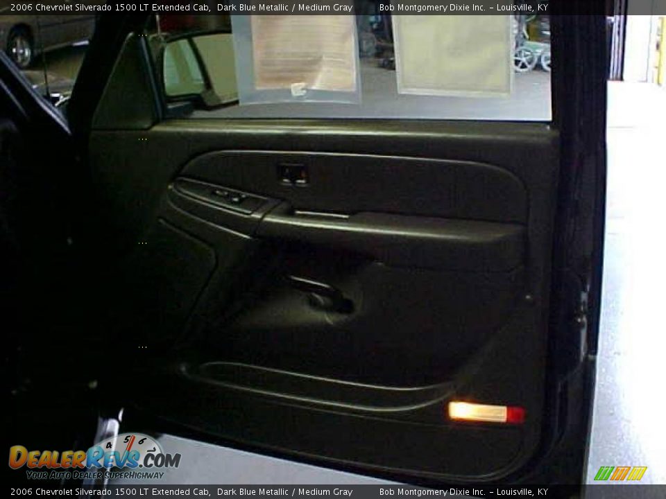 2006 Chevrolet Silverado 1500 LT Extended Cab Dark Blue Metallic / Medium Gray Photo #6