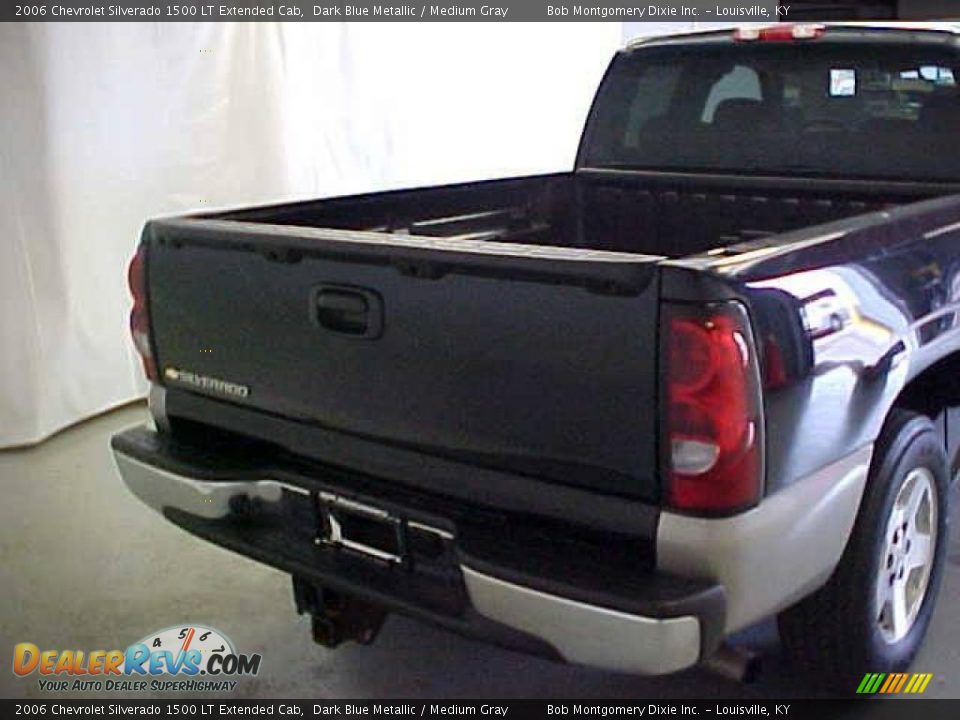 2006 Chevrolet Silverado 1500 LT Extended Cab Dark Blue Metallic / Medium Gray Photo #13