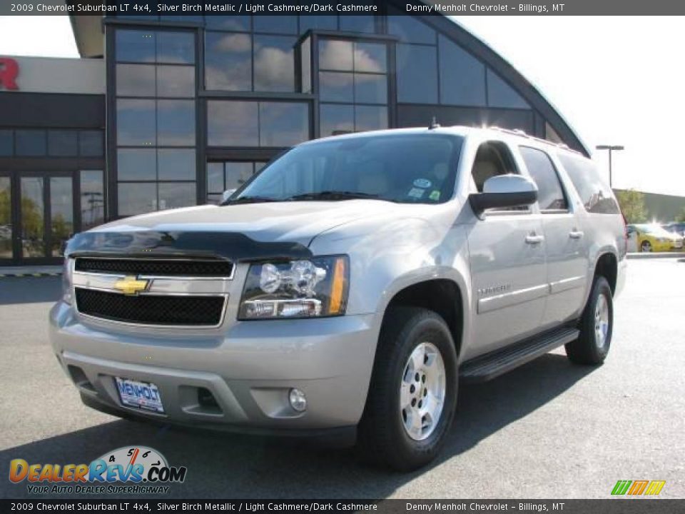 2009 Chevrolet Suburban LT 4x4 Silver Birch Metallic / Light Cashmere/Dark Cashmere Photo #2