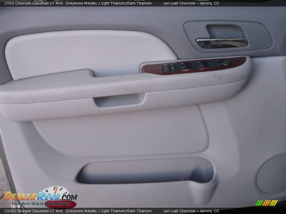 2009 Chevrolet Suburban LT 4x4 Greystone Metallic / Light Titanium/Dark Titanium Photo #7