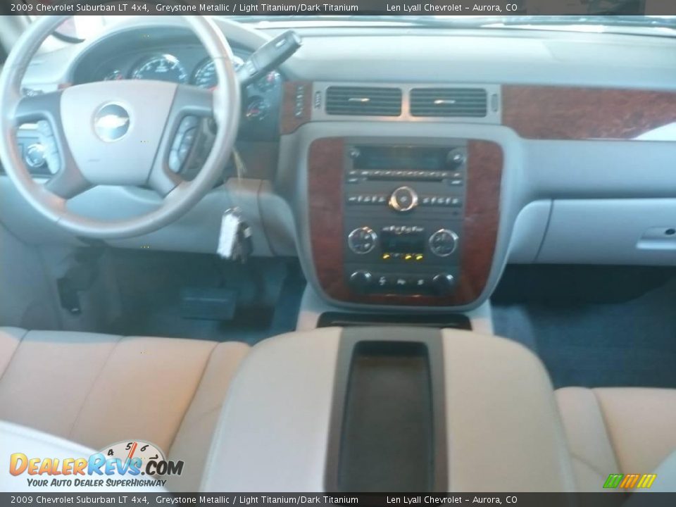 2009 Chevrolet Suburban LT 4x4 Greystone Metallic / Light Titanium/Dark Titanium Photo #19