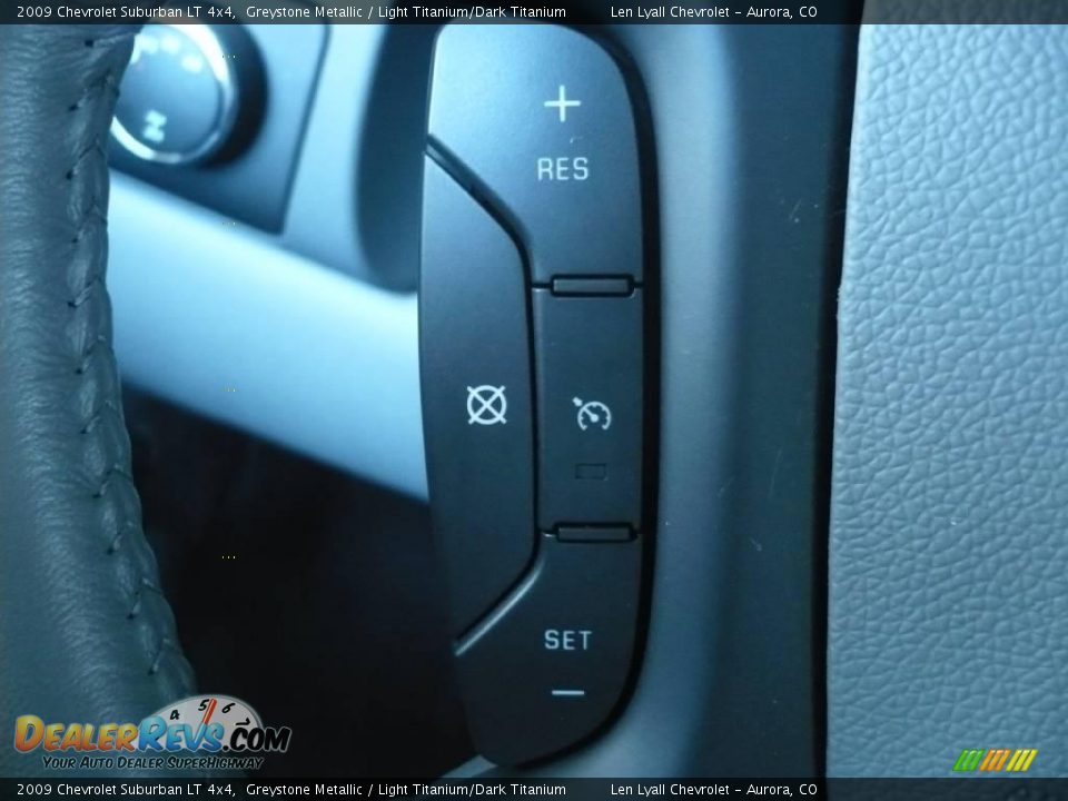2009 Chevrolet Suburban LT 4x4 Greystone Metallic / Light Titanium/Dark Titanium Photo #30