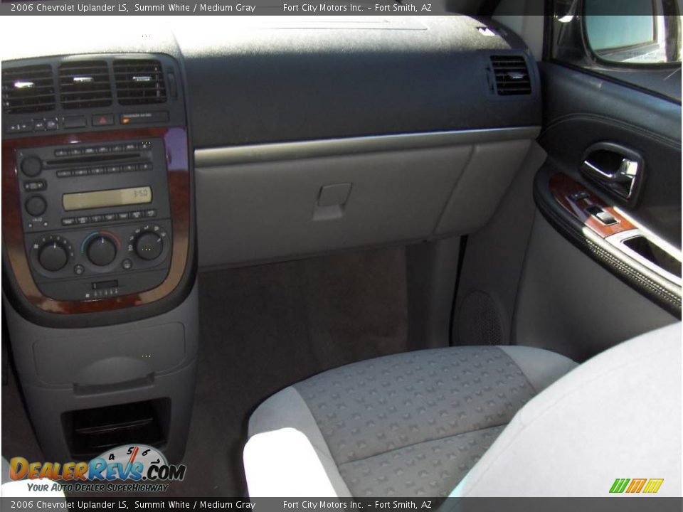 2006 Chevrolet Uplander LS Summit White / Medium Gray Photo #10