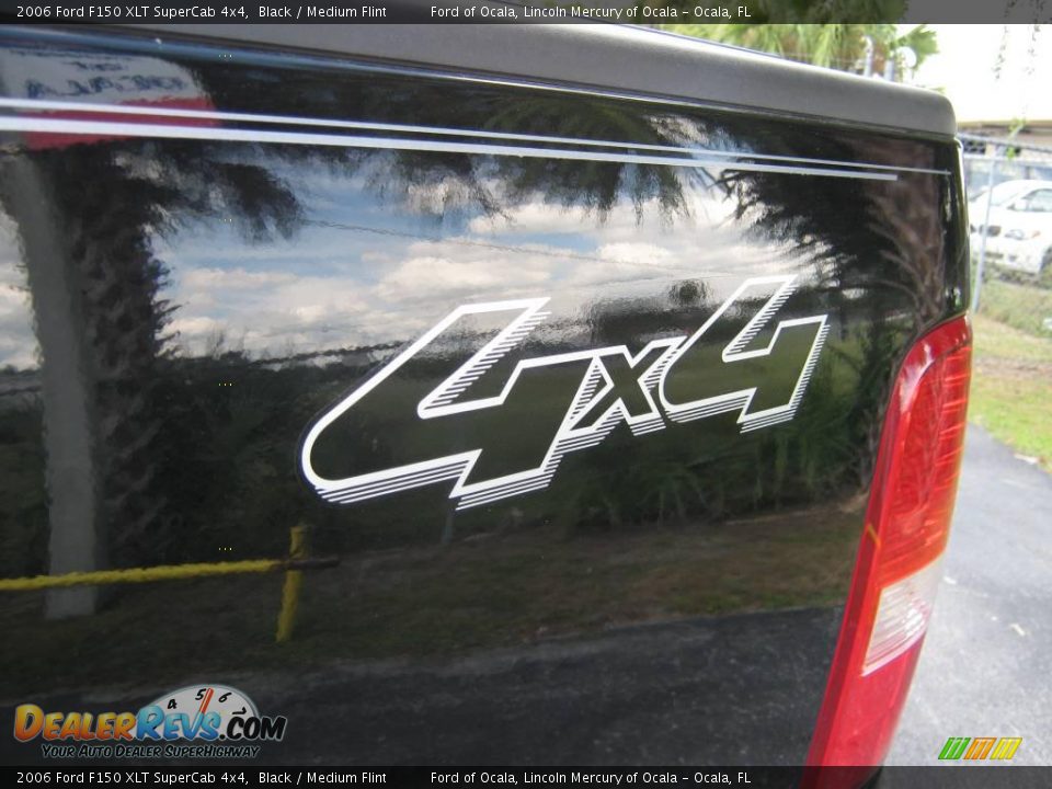 2006 Ford F150 XLT SuperCab 4x4 Black / Medium Flint Photo #12