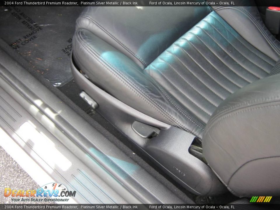 2004 Ford Thunderbird Premium Roadster Platinum Silver Metallic / Black Ink Photo #17