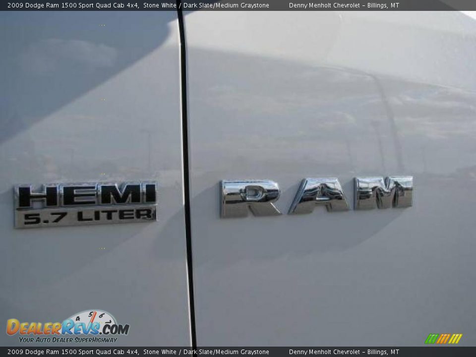 2009 Dodge Ram 1500 Sport Quad Cab 4x4 Stone White / Dark Slate/Medium Graystone Photo #10