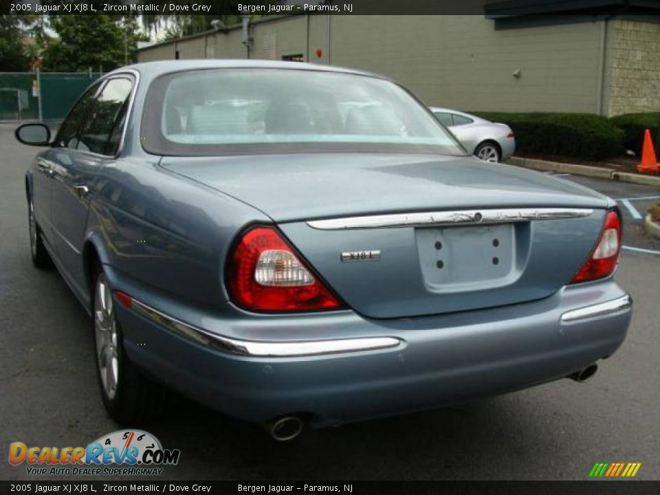 2005 Jaguar XJ XJ8 L Zircon Metallic / Dove Grey Photo #4