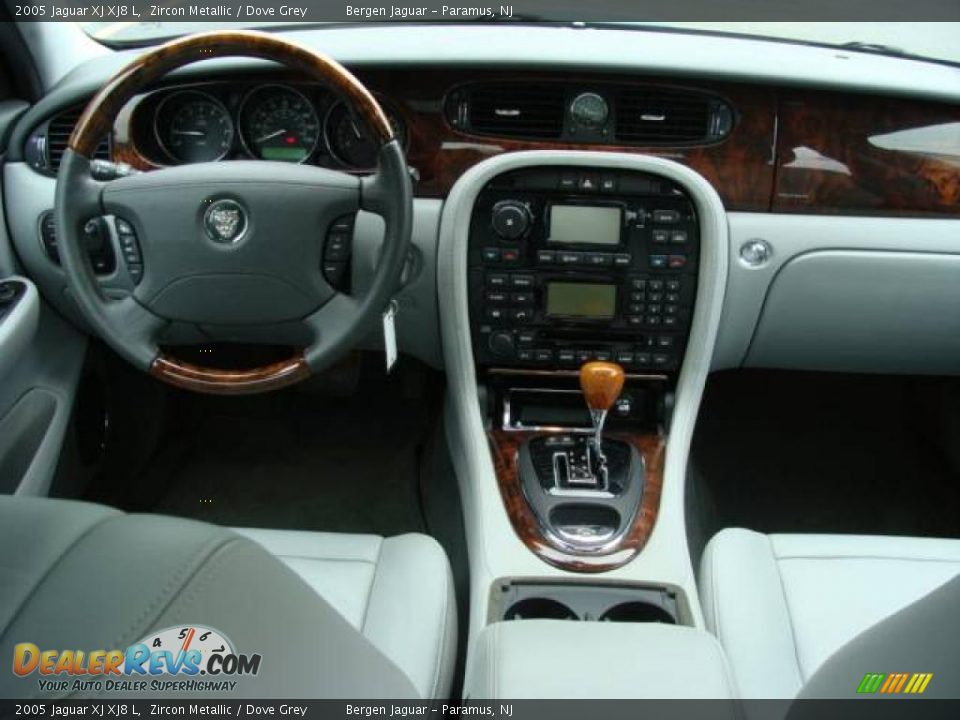 2005 Jaguar XJ XJ8 L Zircon Metallic / Dove Grey Photo #9