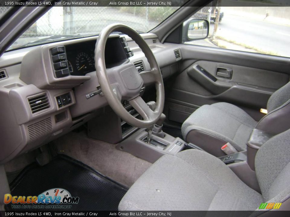 1995 Isuzu Rodeo LS 4WD Iron Gray Metallic / Gray Photo #7