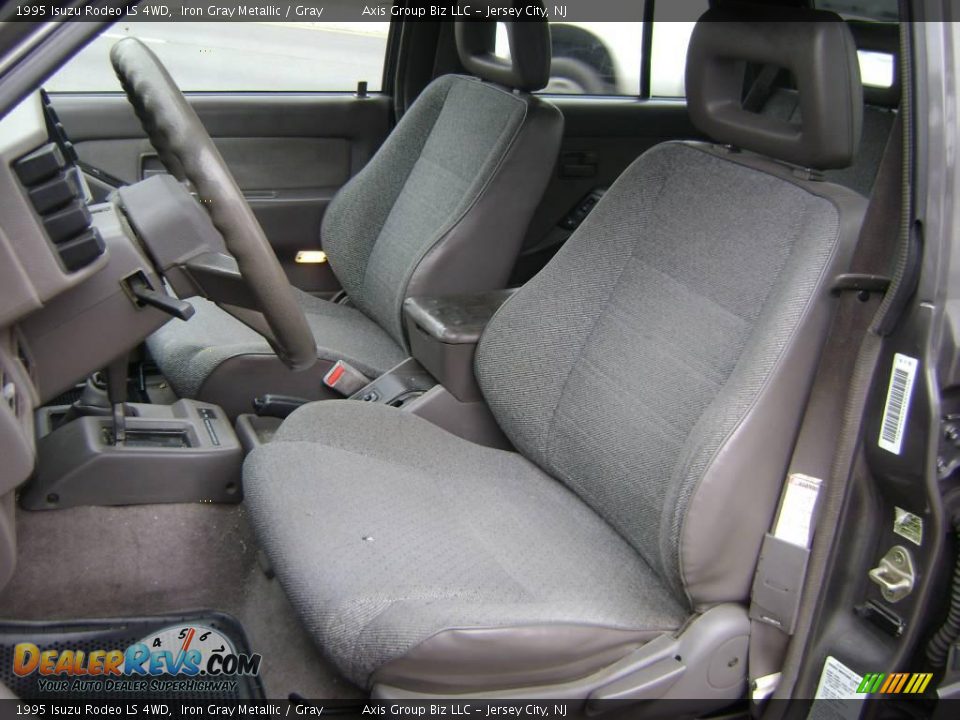 1995 Isuzu Rodeo LS 4WD Iron Gray Metallic / Gray Photo #8