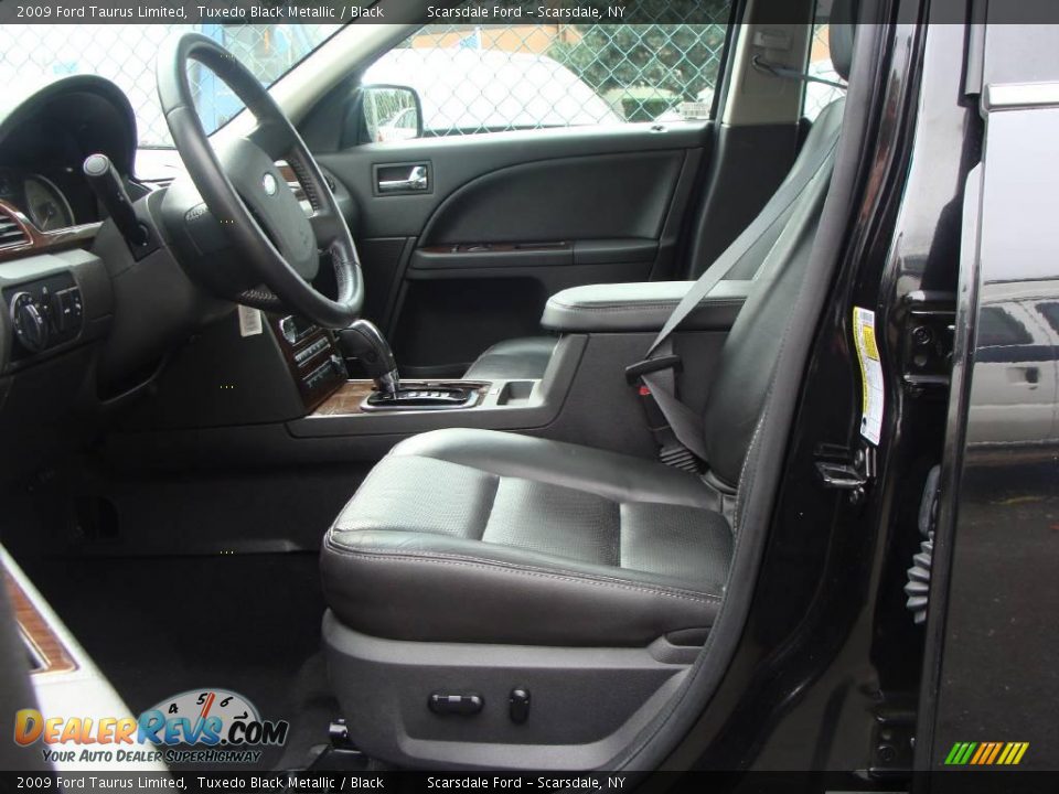 2009 Ford Taurus Limited Tuxedo Black Metallic / Black Photo #12