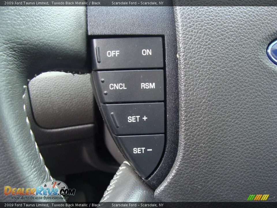 2009 Ford Taurus Limited Tuxedo Black Metallic / Black Photo #20