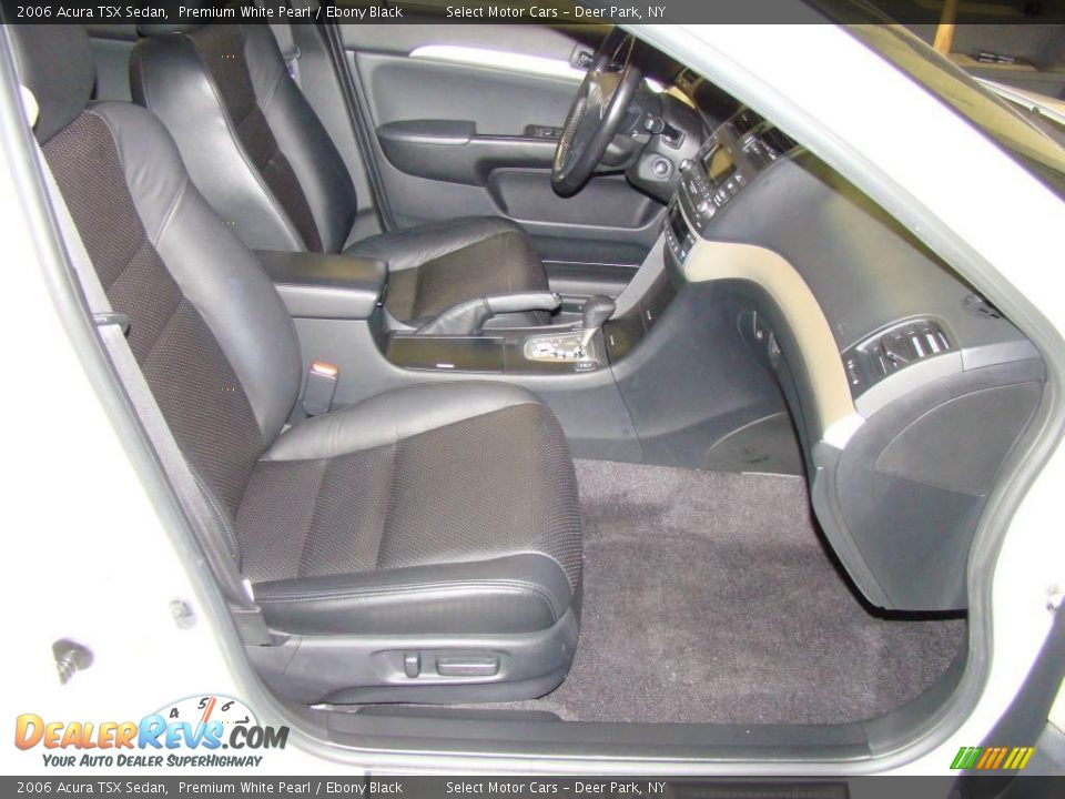 2006 Acura TSX Sedan Premium White Pearl / Ebony Black Photo #11