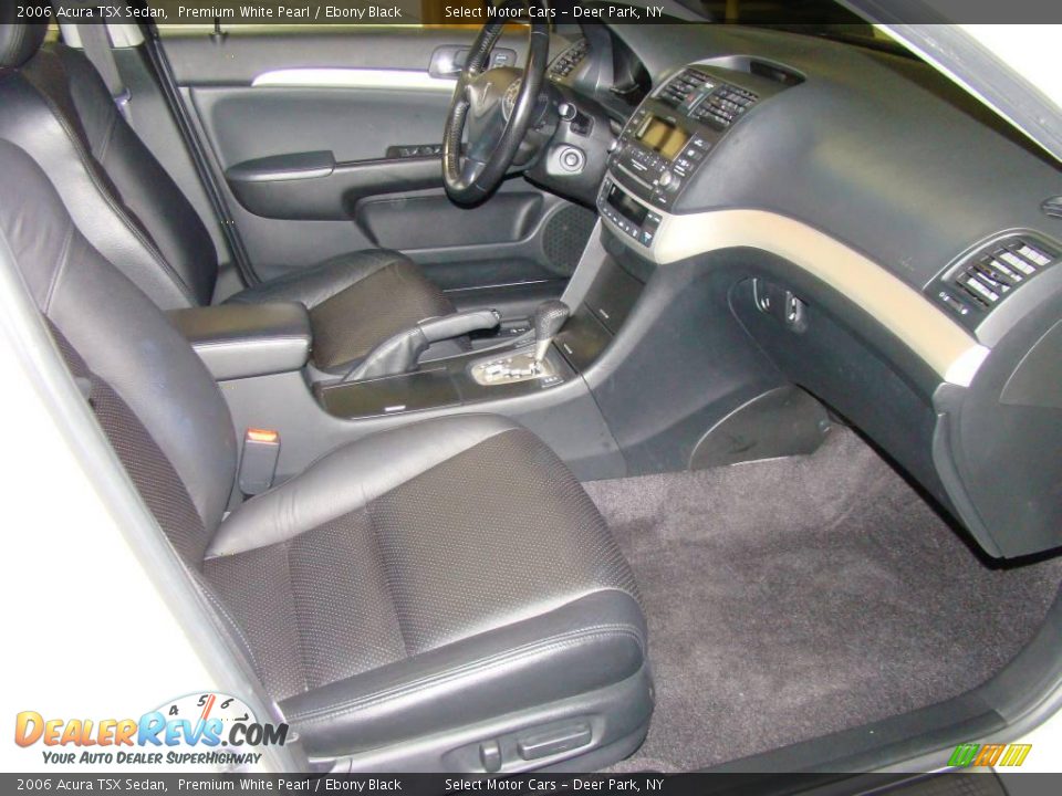 2006 Acura TSX Sedan Premium White Pearl / Ebony Black Photo #12