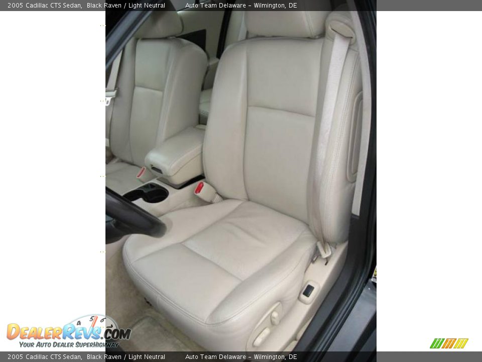 2005 Cadillac CTS Sedan Black Raven / Light Neutral Photo #12