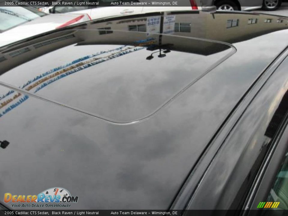 2005 Cadillac CTS Sedan Black Raven / Light Neutral Photo #29