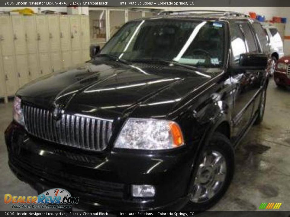 2006 Lincoln Navigator Luxury 4x4 Black / Charcoal Black Photo #1