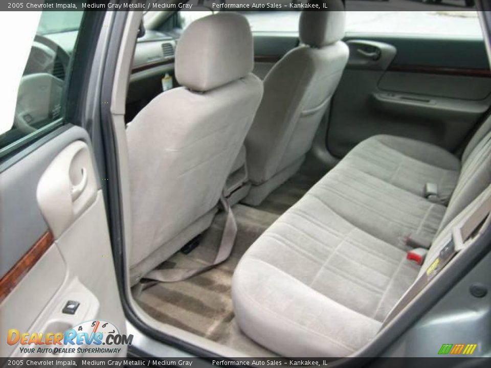 2005 Chevrolet Impala Medium Gray Metallic / Medium Gray Photo #10
