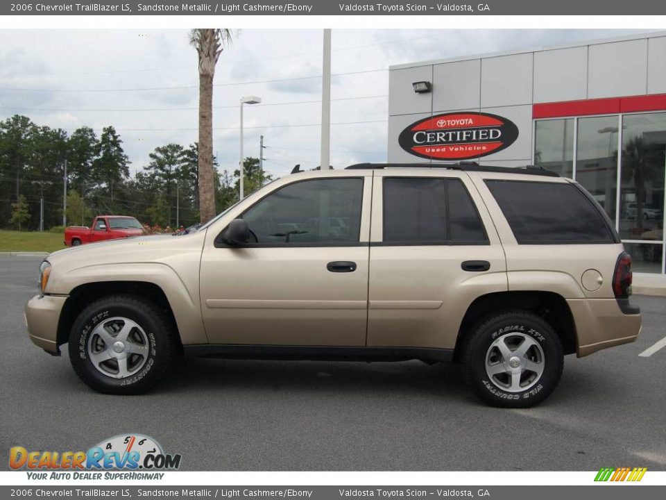 2006 Chevrolet TrailBlazer LS Sandstone Metallic / Light Cashmere/Ebony Photo #1