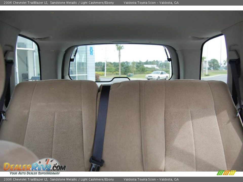 2006 Chevrolet TrailBlazer LS Sandstone Metallic / Light Cashmere/Ebony Photo #14