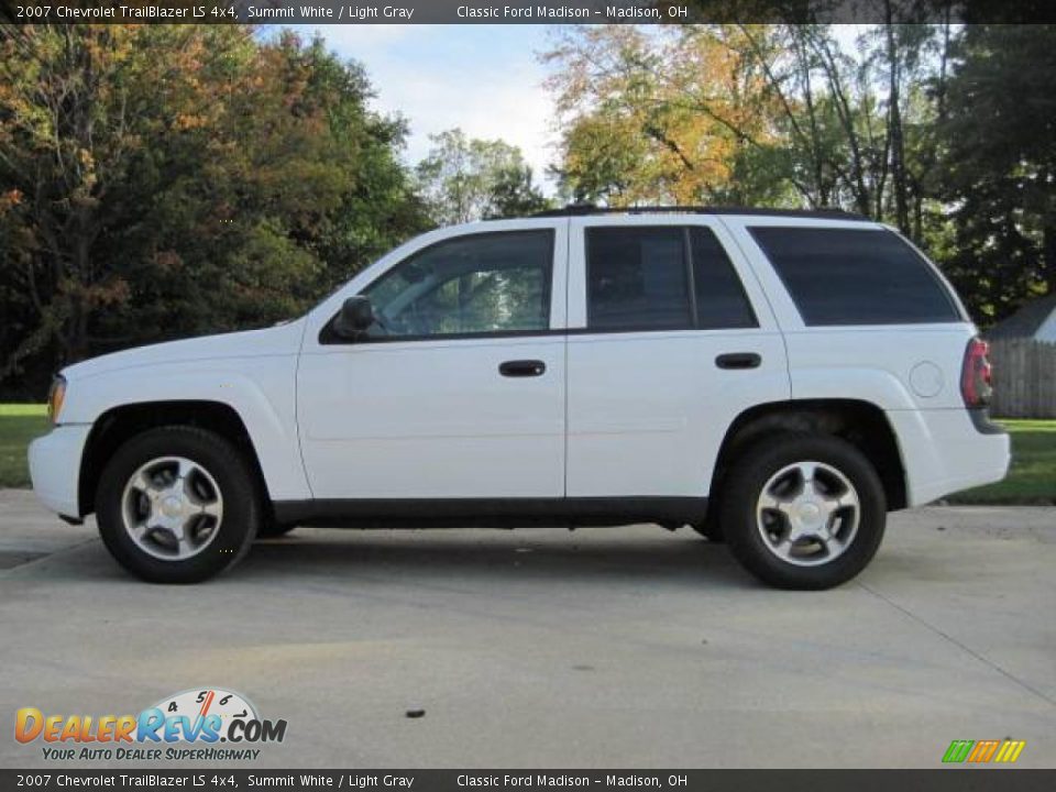 2007 Chevrolet TrailBlazer LS 4x4 Summit White / Light Gray Photo #5