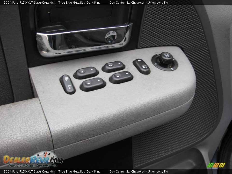 2004 Ford F150 XLT SuperCrew 4x4 True Blue Metallic / Dark Flint Photo #11