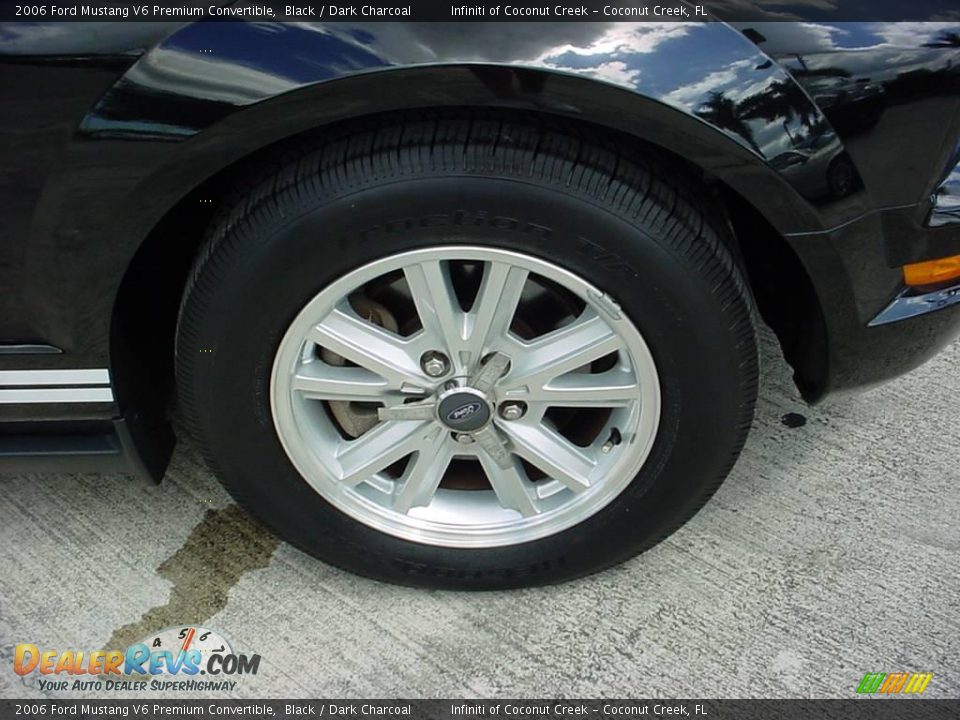2006 Ford Mustang V6 Premium Convertible Black / Dark Charcoal Photo #15